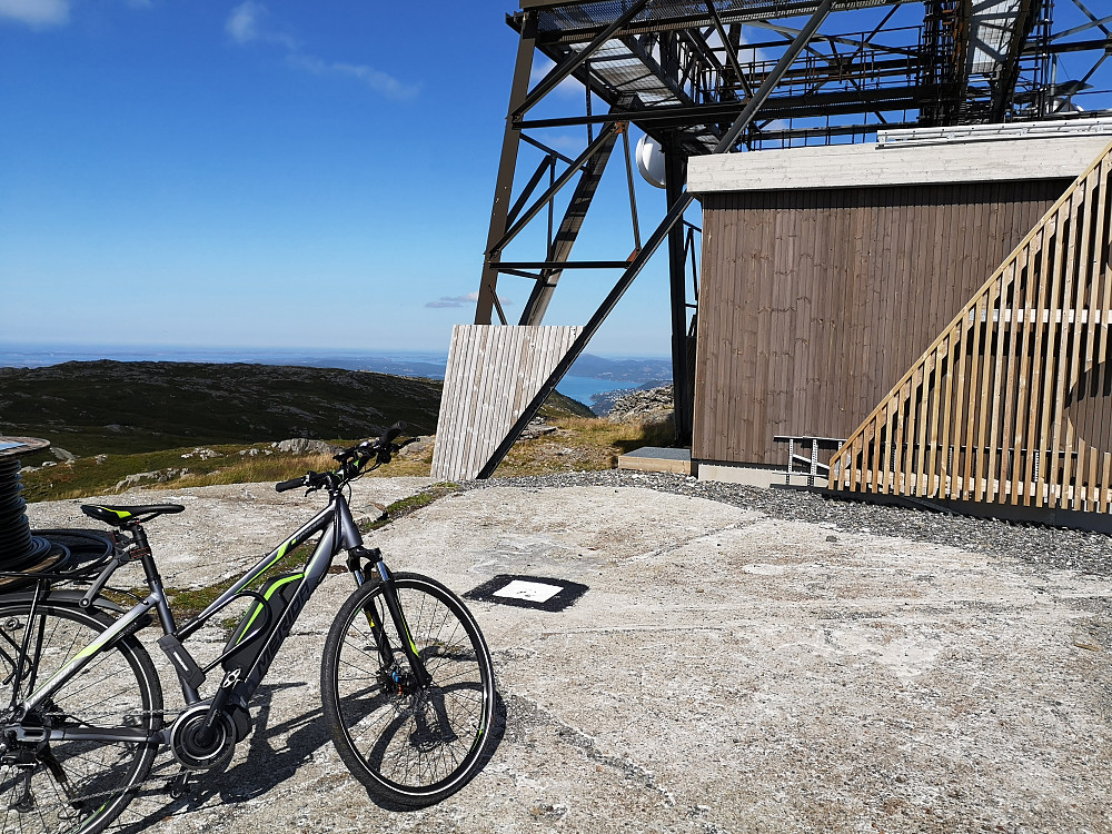 Rundemanen med sin 106 m. høye telemast