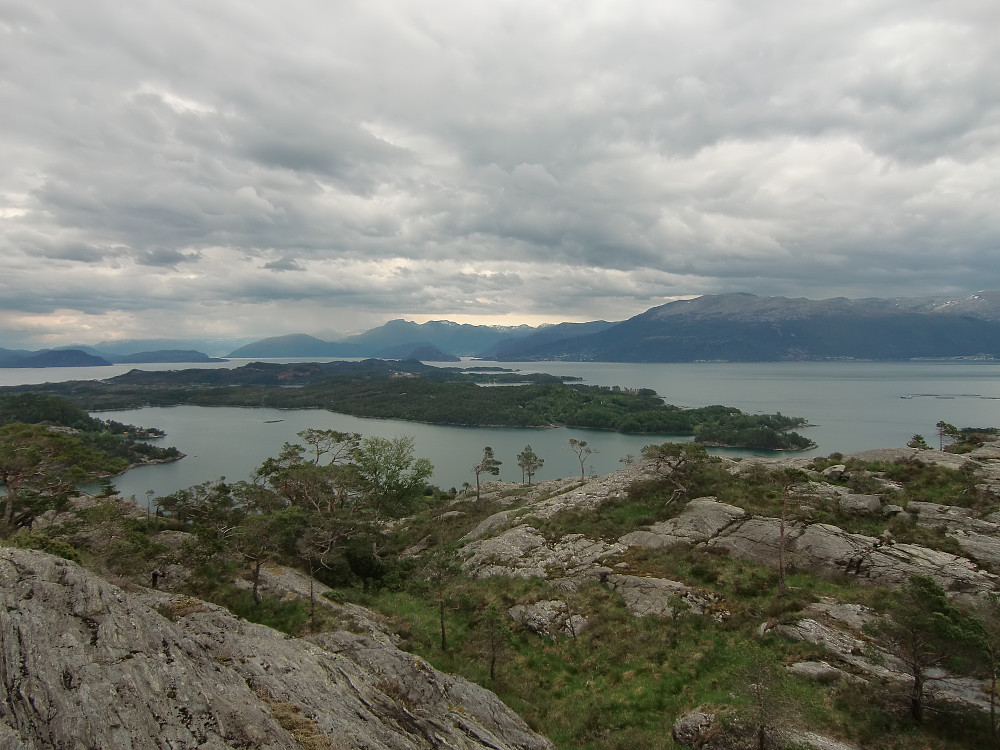Innover fjorden fra toppen