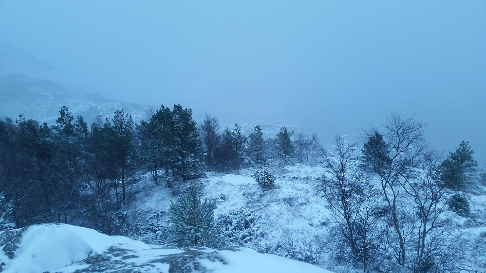Ørneberget i uvær 