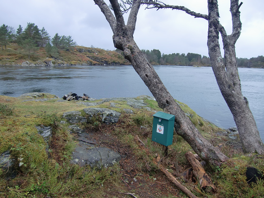 Ytterst ute på Straumsneset, en fin fiskeplass. 