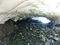 Stor snø tunnel