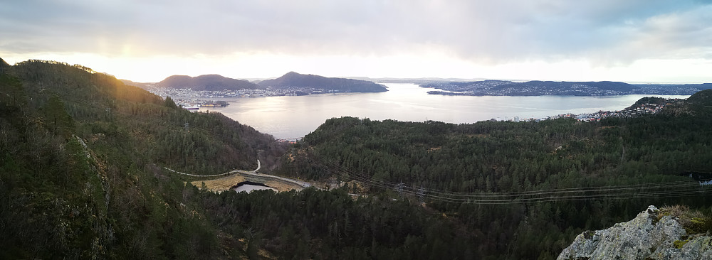 Utsikt fra en knaus under Sandvikshytten