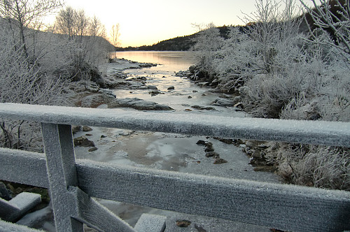 Siste del av turen, her over Ljoselva som renner ut i Myrdalsvatnet