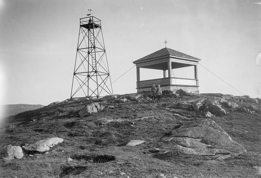Paviljongen på Rundemanen med værstasjon 1922 - 1924.
ubb-kk-n-256-026_md
