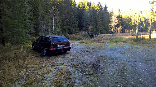 Parkering ved Hvarnesdammen