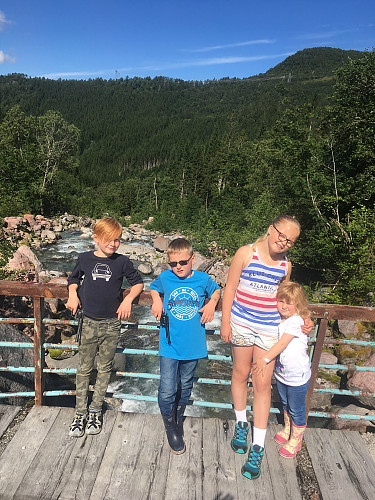 Setertur med Bård, Sigrid og tantebarna Simen og Mari.