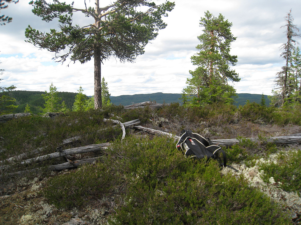 Også på Midtknatten var varden kaputt