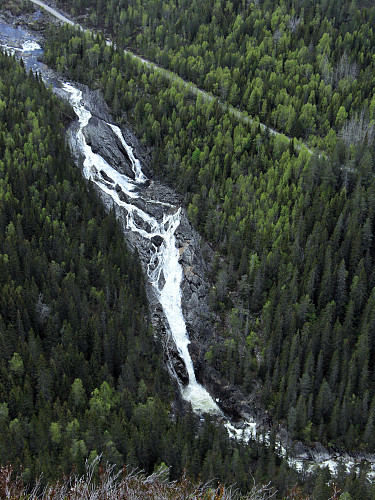 Stor vannføring i Skåmåni.