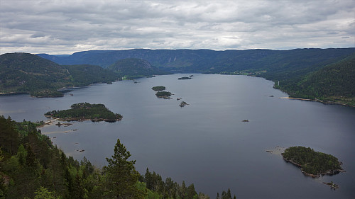Utsikt østover fra Vikheii.