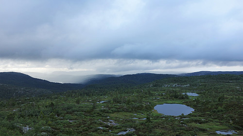 Utsikt nordvestover fra Grådåsheii.