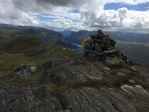 Horntind - Toppvarden