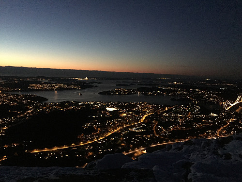 Utsikt fra  Lyderhorn