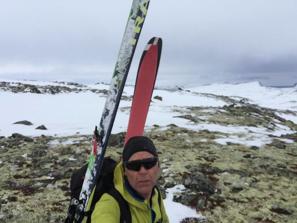 På vei ned fra Skjeltrene