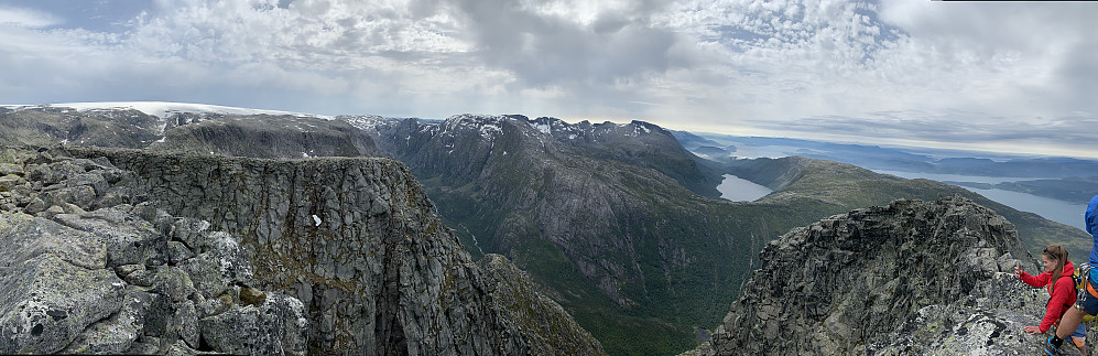 Panorama bilde mot Melderskinn og Bjørrndalstraversen