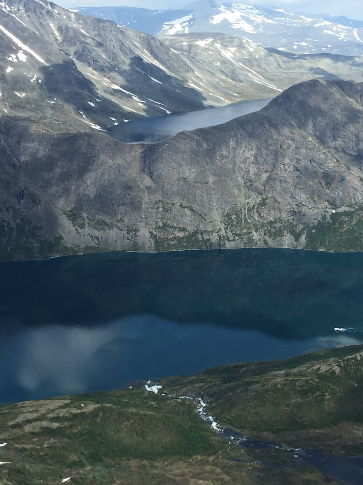 Besseggen fra Bukkehåmåren