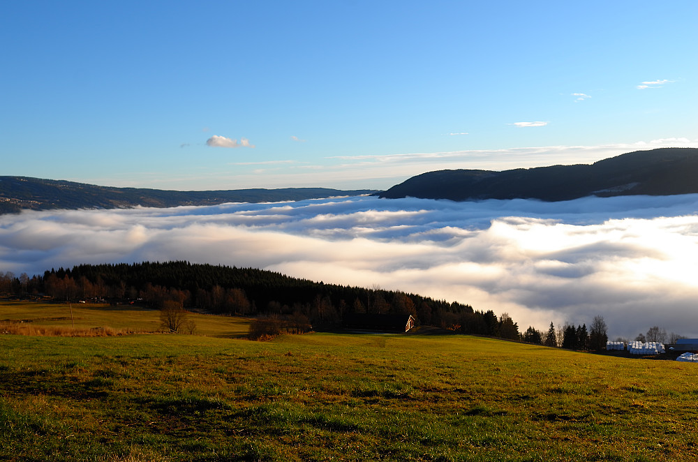 Tåka lå tjukk i Gudbrandsdalen