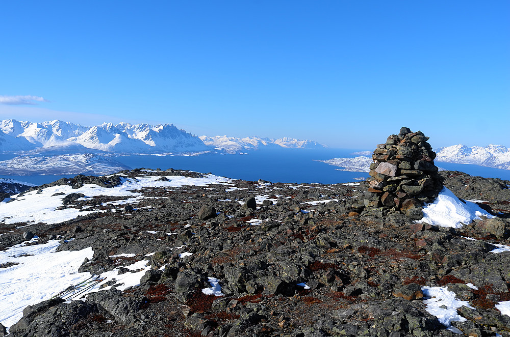Stuora Riidevarri og Kvænangsfjorden