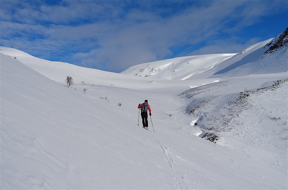 Fin snø og gode forhold mot Hyttdalen 