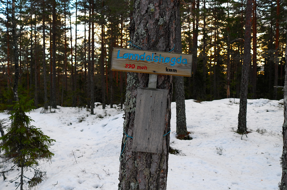 En meter høyere enn sørtoppen