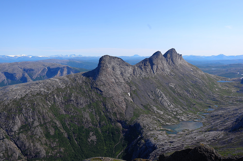 Åselitinden