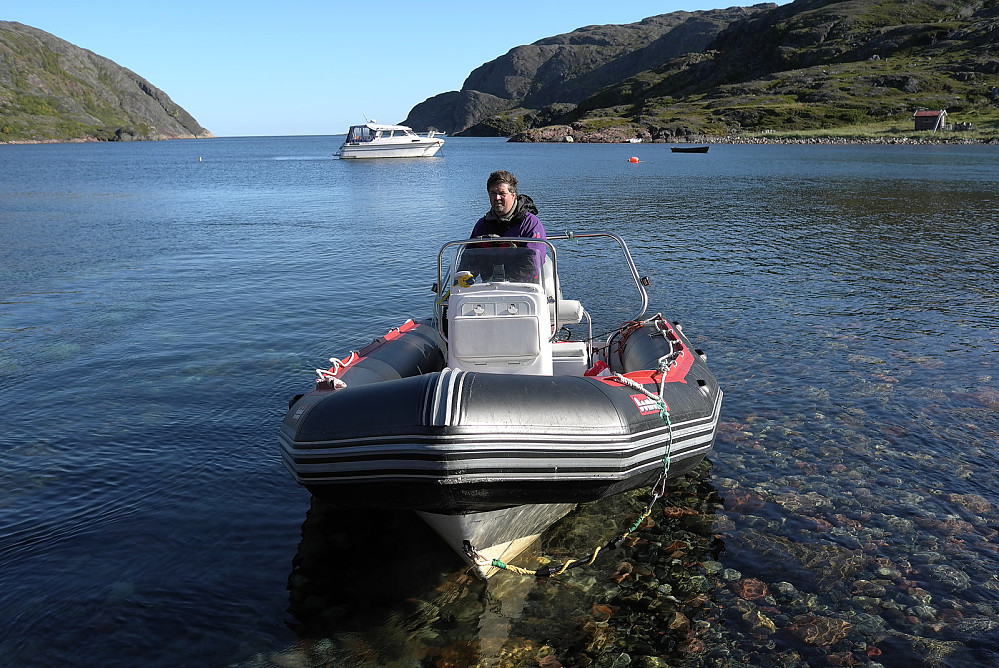 Båtskyss til Skogerøya
