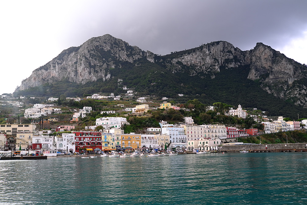 Capri med Monte Salaro bak
