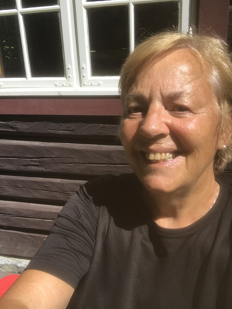 Lunsj ved Gardlaushytta.