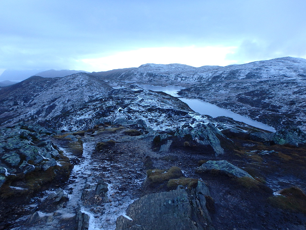 Isete føre i fjellet nå. Må ta det med ro for ikke å få unødvendige skader.