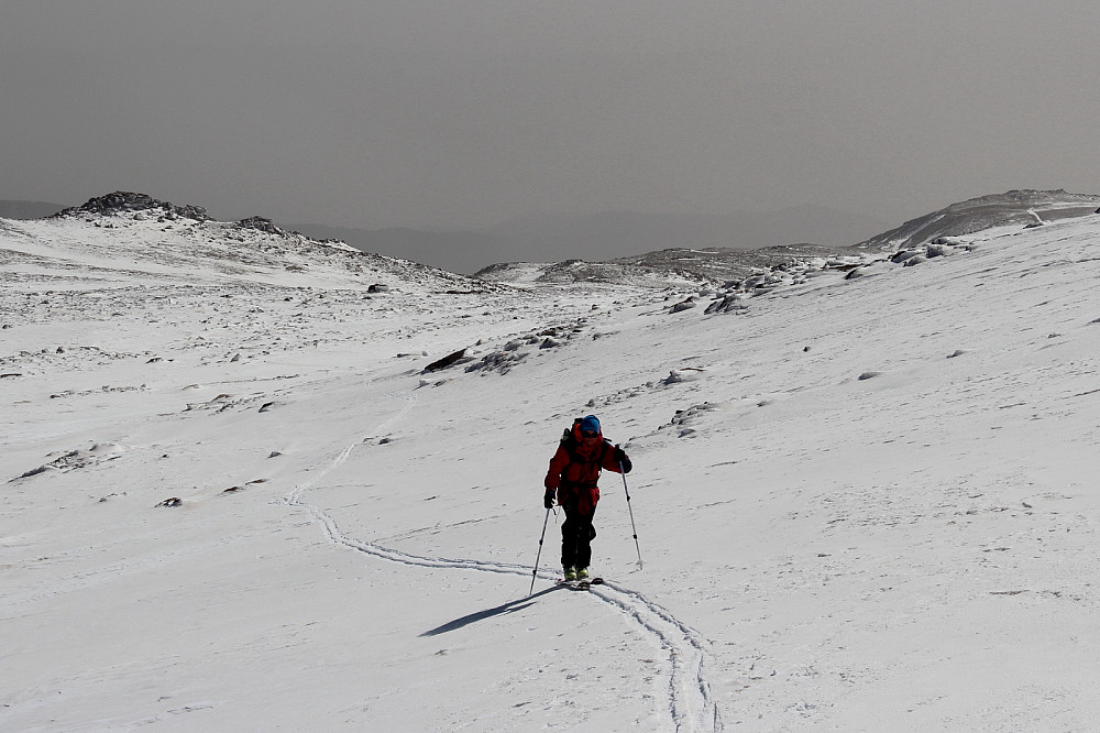 Flott skiføre i østflanken av Mulhacén i over 3200 meters høyde.