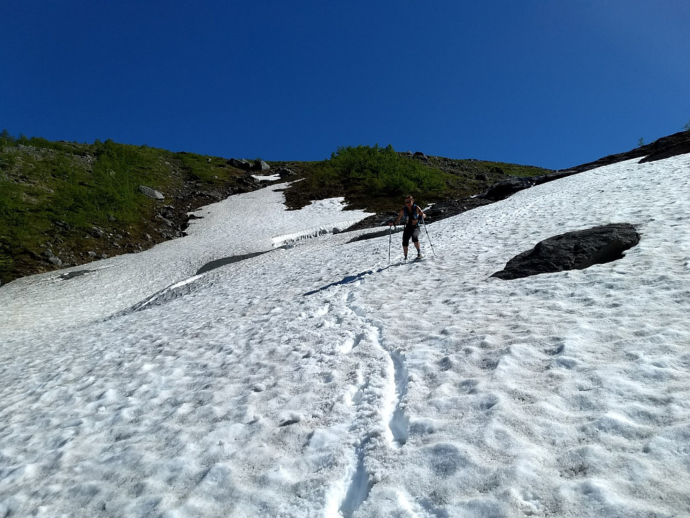 Snøretur langs Ljøsåa.