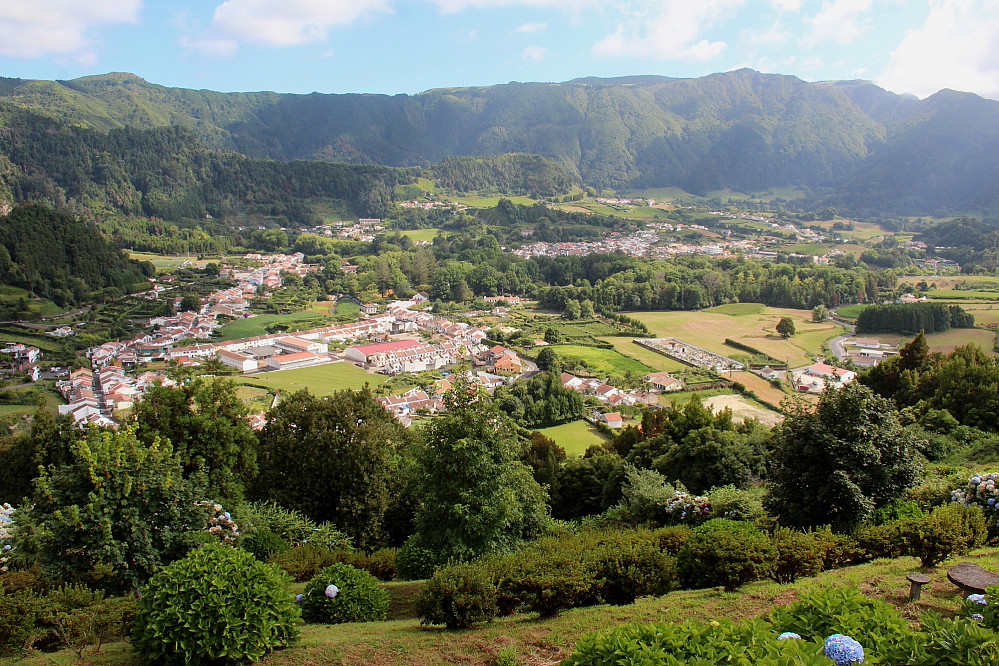 Furnas