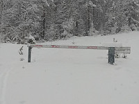 Skiføre fra bommen til vannverket.