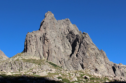 Lombarduccio-massivet sett fra Lac de Melu.