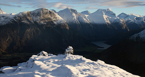 Fra Sultind mot Eresfjord og Eikesdalsvatnet.