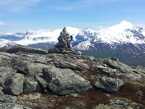 På Jamtetind. Skjorta til høyre