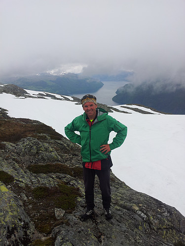 Fra Svartegga mot Nordfjord. Utvik innerst i midten