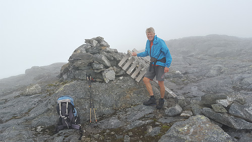 Otto på Snøfjelltinden
