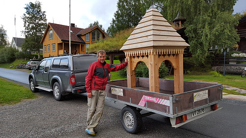 Og klokketårn til Skjåk..
