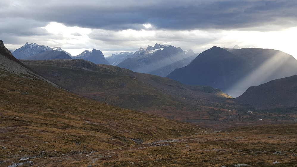 Vakre Romsdalsalper :)