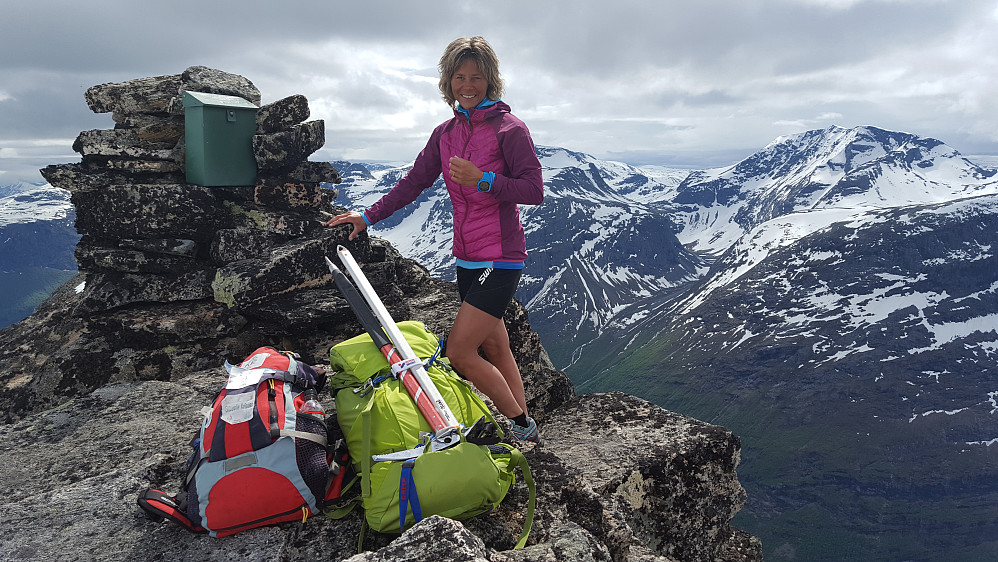 På Hovsnebba - Storkalkinn til høyre