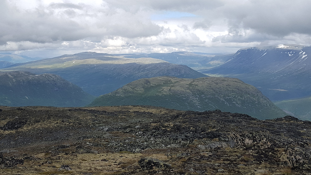 Mot Hælfjellet & Lindalen