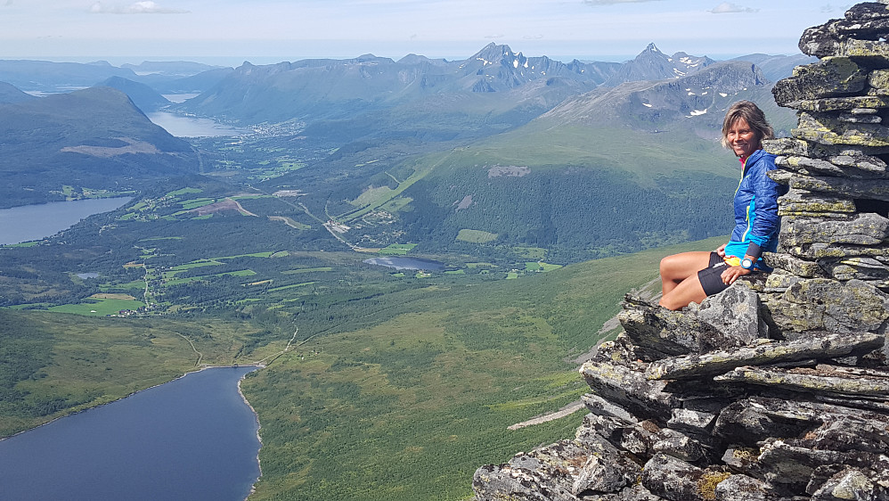 Ørsta sentrum - Saudehornet - Vassdalstinden
