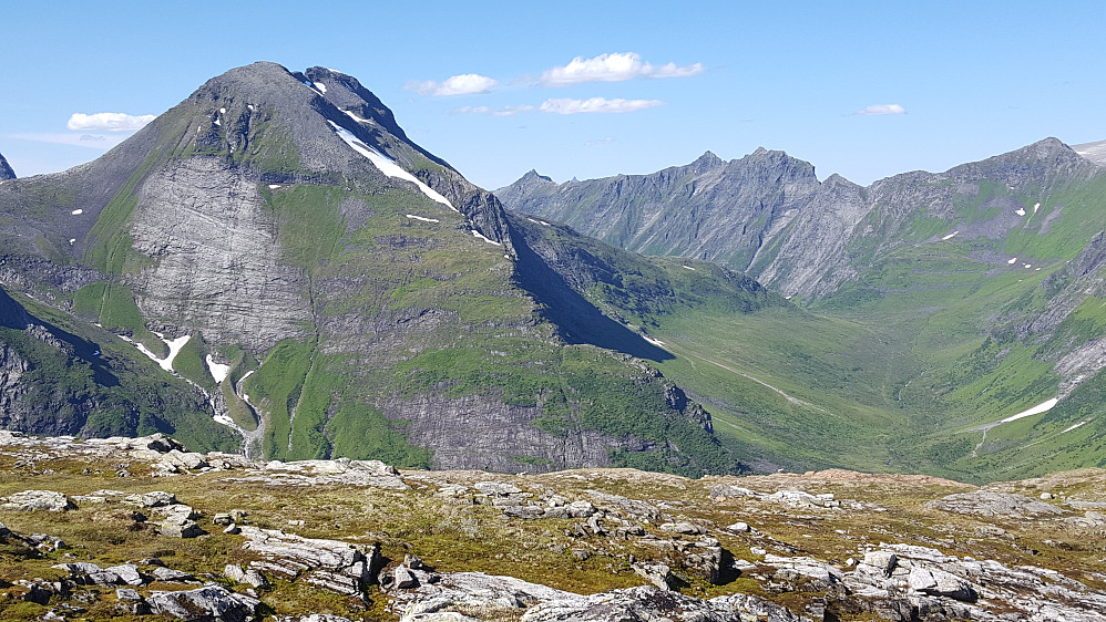 Jolhornet/Kvasshornet og Klovtindane