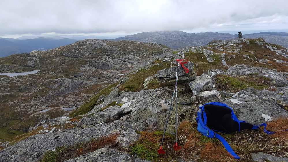 Høgenipa - Og Høgafjellet på Osterøy i bakgrunnen
