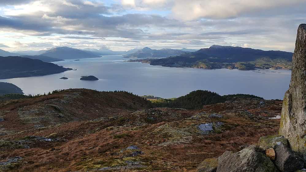 På Årsundfjellet - Utsikt mot Freifjorden i sørvest