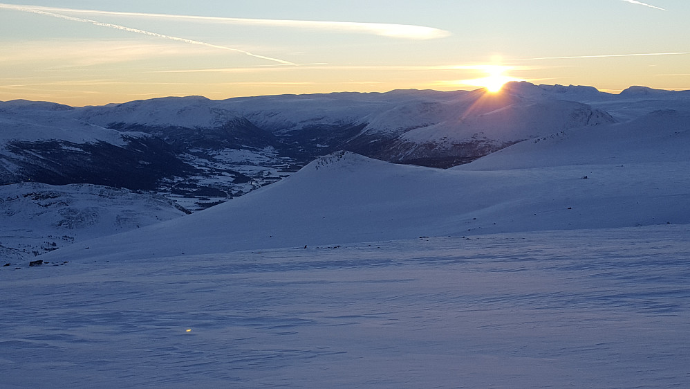 Solnedgang i østflanken på Snøhetta