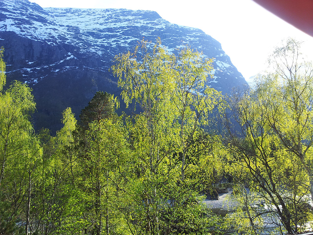 Og vår i Romsdalen :)