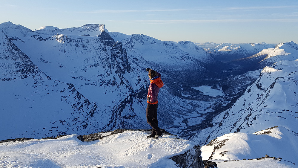 Det klassiske Kringlehøa-motivet med Innerdalen & Innerdalstårnet i bakgrunnen