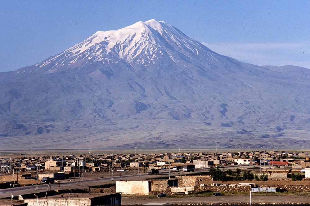 Mount Ararat sett fra Dogubeyazit