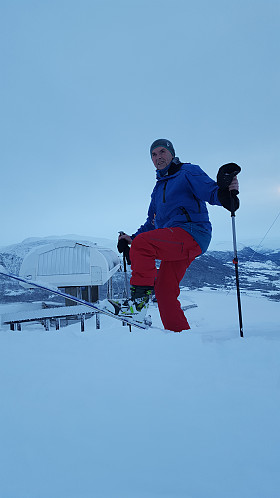 Mye løs nysnø - klar for Storstuggu-rando :)